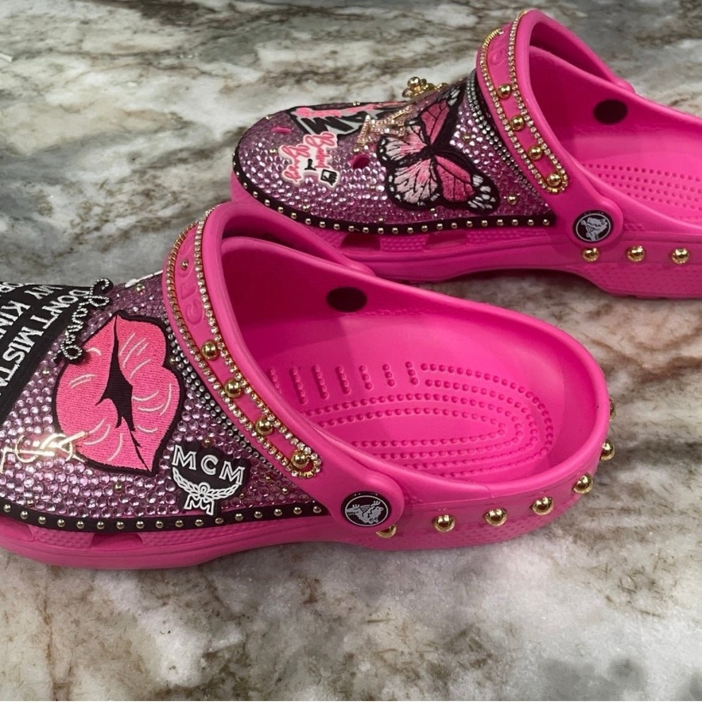 Custom Crocs - Picture 4 of 5